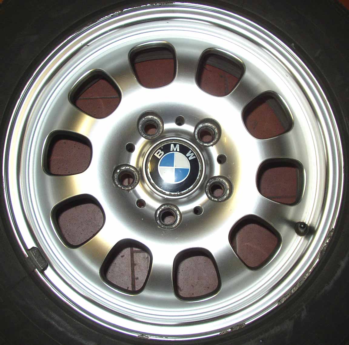 BMW%206.5x15%20E46%20OEM%20Alloy%20big.jpg