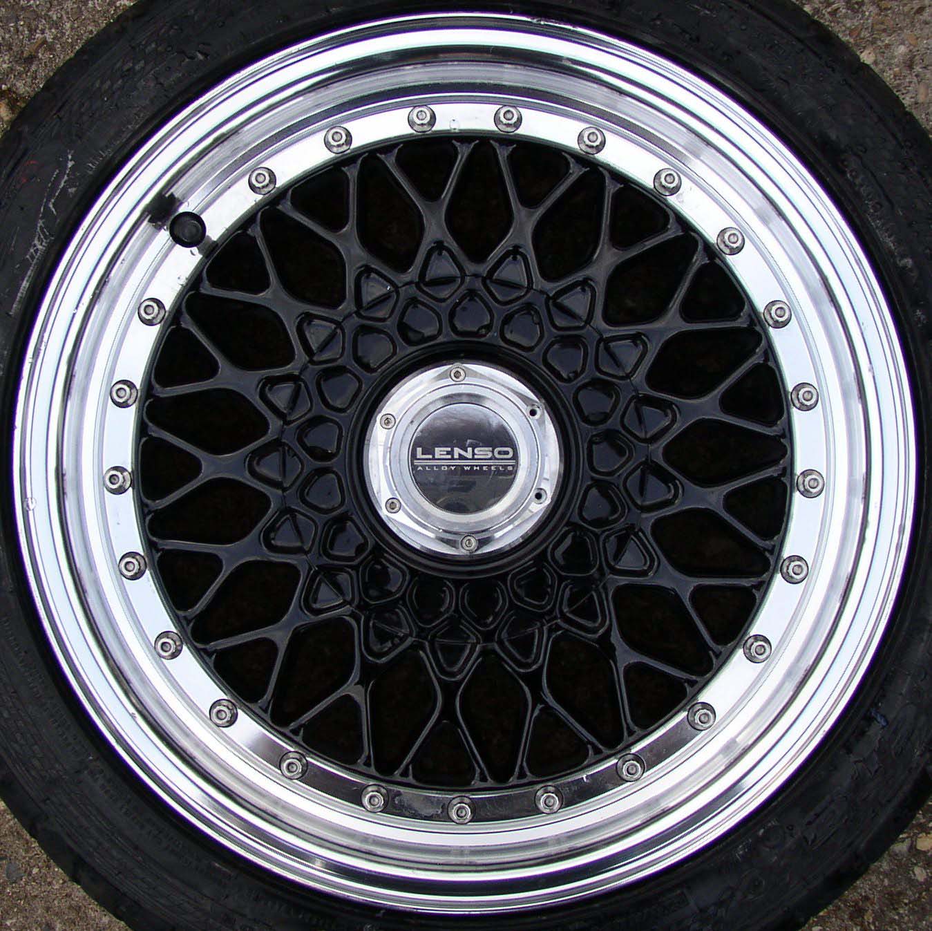 [Immagine: Lenso%20BSX%2015inch%20alloy%20x1%20big.jpg]