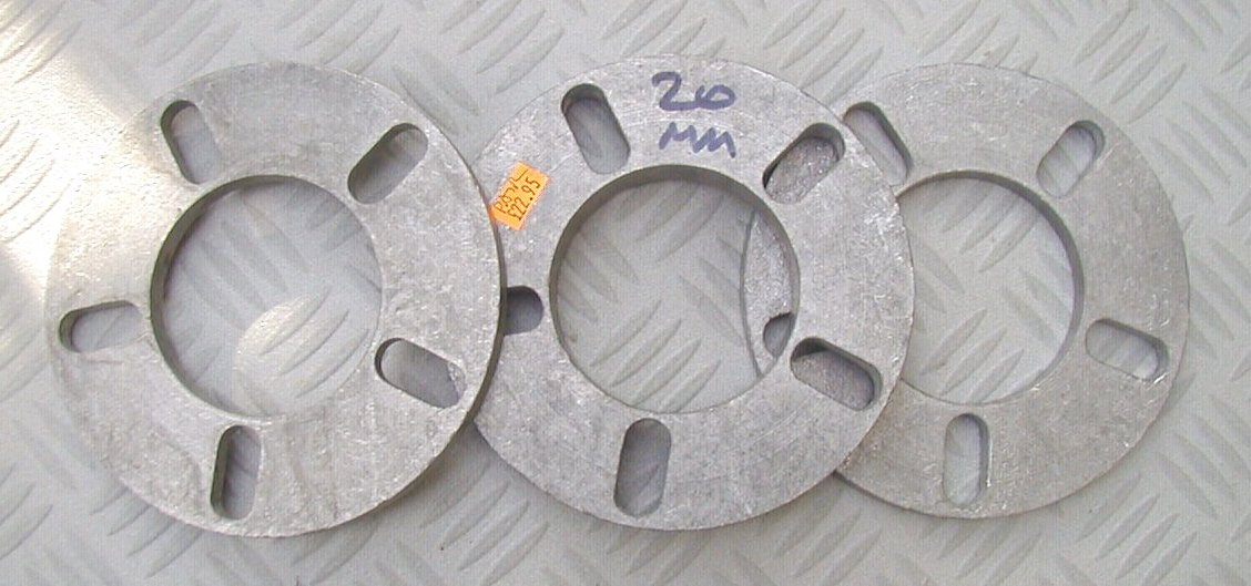 Spacers%20selection%205%20Stud%20univ%20lge.JPG